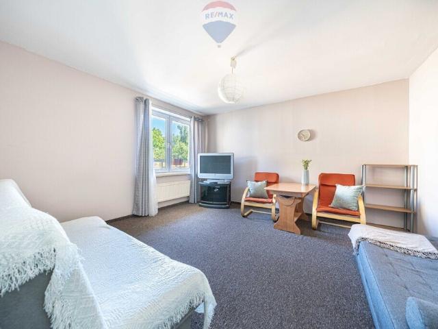 Sprzedam funkcjonalną kawalerkę 31,5 m² z garażem w Poznaniu
