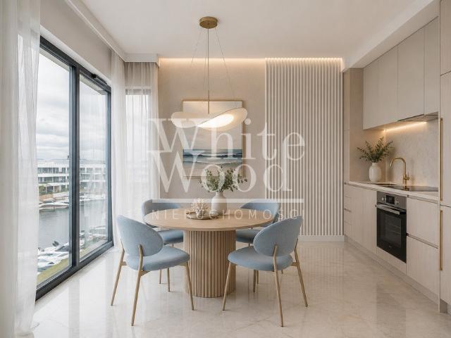 Sprzedam funkcjonalne 2 pokojowe mieszkanie 41,52 m² z panoramicznym widokiem na marinę