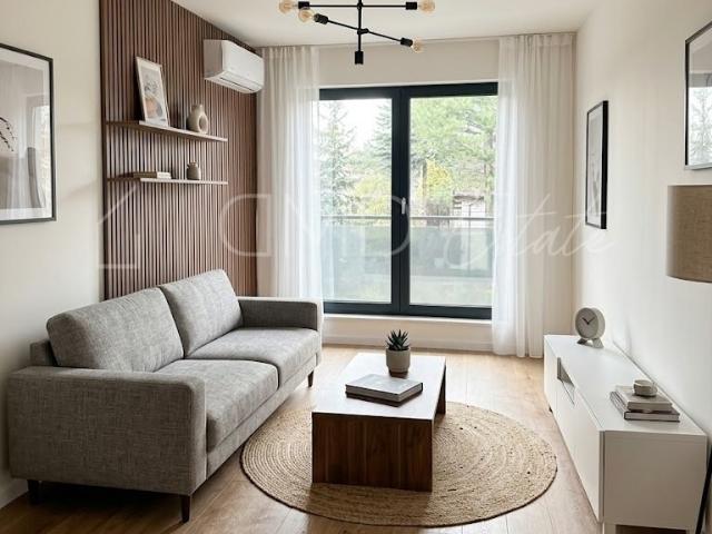 Sprzedam inwestycyjne mieszkanie 56 m² z 3 niezależnymi lokalami w Markach