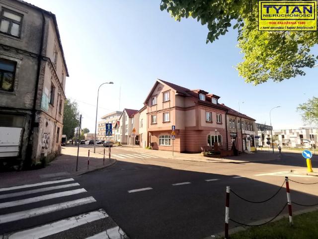 Sprzedam inwestycyjny budynek 1386 m² w centrum Łomży