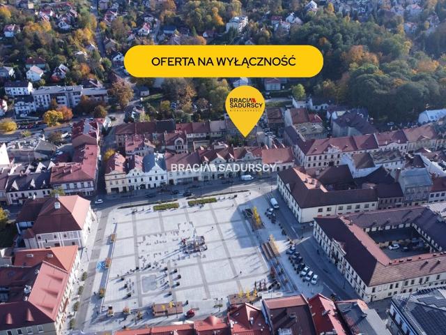 Sprzedam kamienicę 490 m² w centrum Bochni z potencjałem