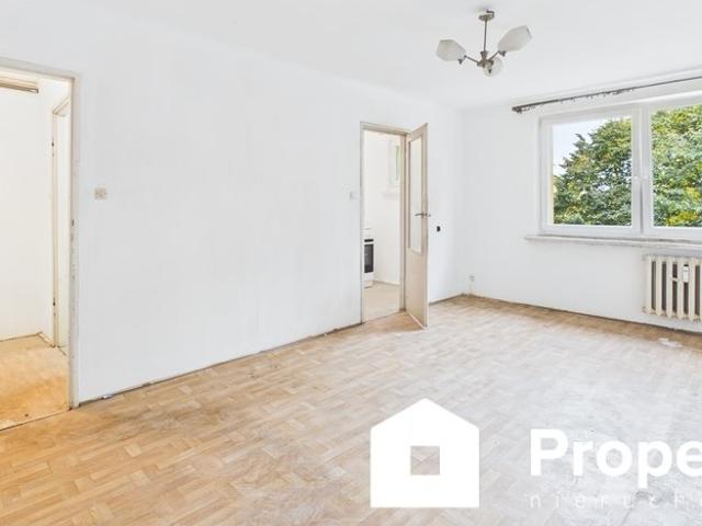 Sprzedam kawalerkę 28,5 m² w Pabianicach z potencjałem