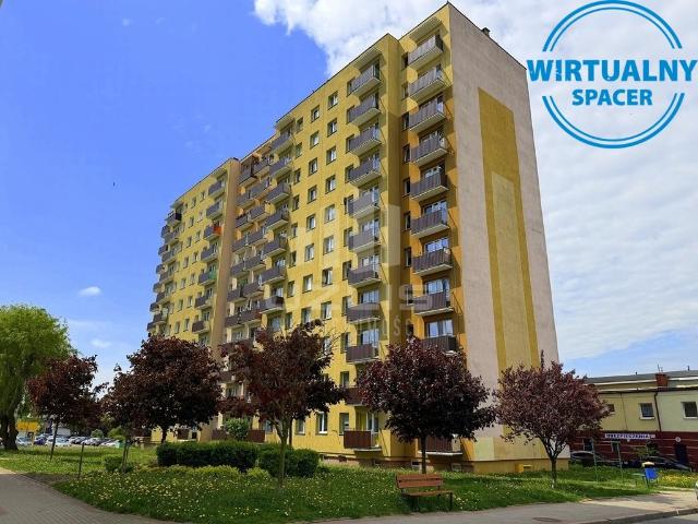 Kawalerka z balkonem, blisko sklepów i komunikacji