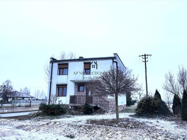 Sprzedam komfortowy dom 160 m² z piwnicą i garażem