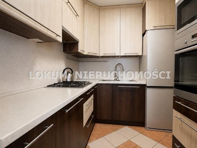Sprzedam komfortowe 55,7 m² mieszkanie na VIII piętrze w Jastrzębiu