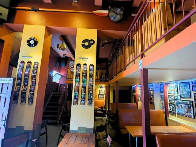 Sprzedam legendarny pub studencki z 30 letnią historią!