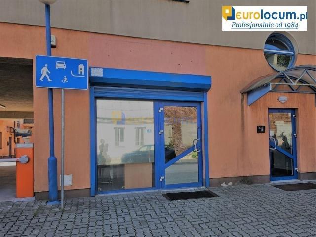 Lokal użytkowy 106 m² w centrum Kielc duże witryny i 2 wejścia