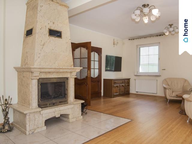 Sprzedam luksusową rezydencję 441 m² w Tarnowskich Górach