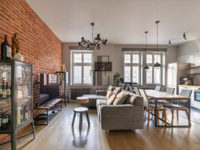 Sprzedam luksusowe 77 m² mieszkanie w zabytkowej kamienicy