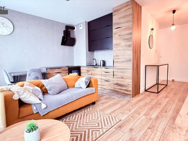 Sprzedam mieszkanie 44 m² z panoramicznym widokiem i dużym tarasem