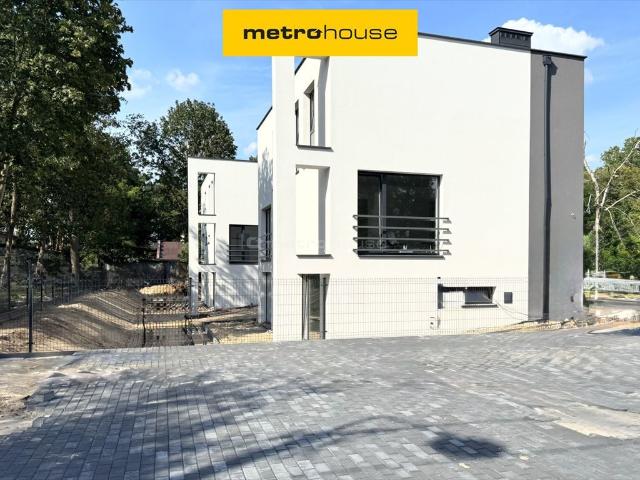 Sprzedam nowy dom 117 m² z ogródkiem w Wesołej Warszawa
