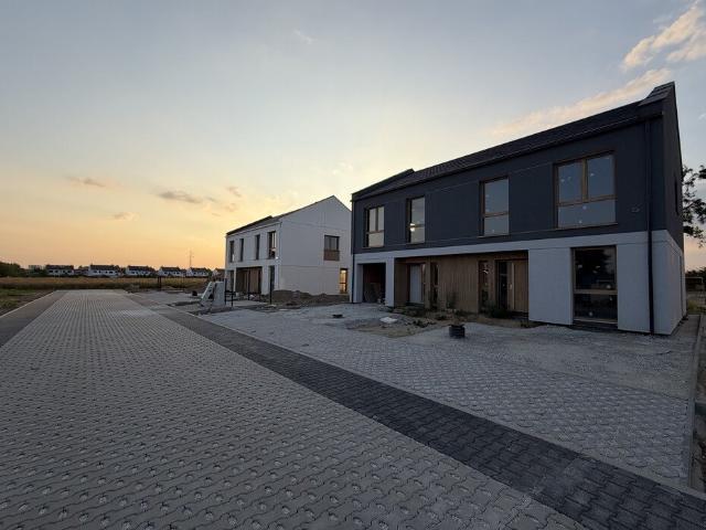 Sprzedam nowoczesny dom 85,6 m² z gruntową pompą ciepła