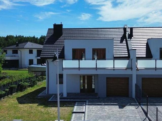 Sprzedam nowoczesny dom 137 m² z dużą działką w Bilczy