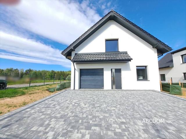 Sprzedam nowoczesny dom 152 m² z garażem w Masłomiącej