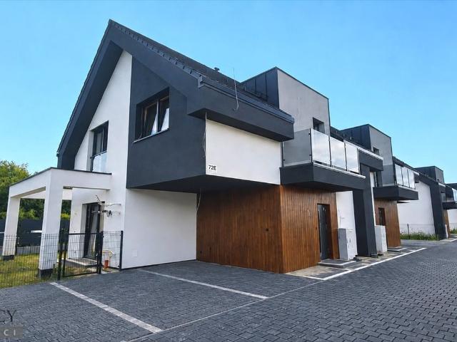 Sprzedam nowoczesny dom 154 m² z balkonem i tarasem w Zielonkach