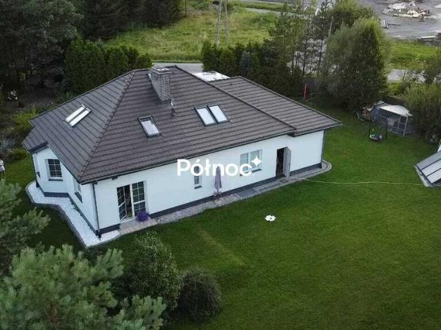 Sprzedam nowoczesny dom 182,5 m² w Szczytnej z garażem