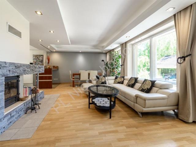 Sprzedam nowoczesny dom 284 m² z sauną i fotowoltaiką w Walendowie
