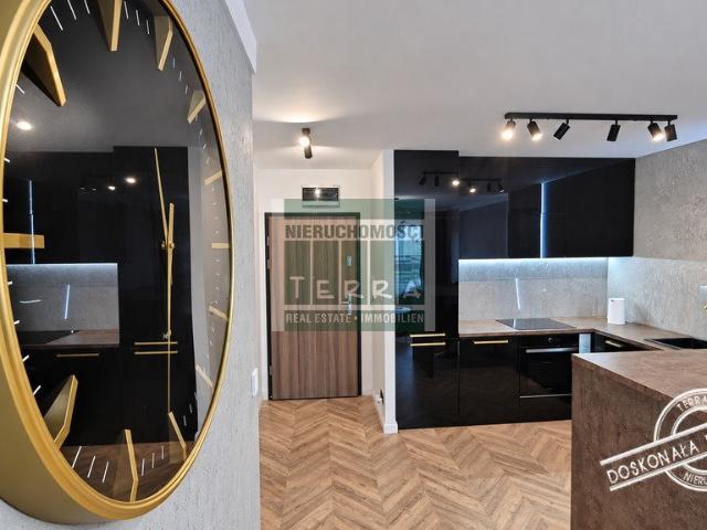 Sprzedam nowoczesne 2 pokojowe mieszkanie z ogródkiem 44 m² w Zielonej Górze