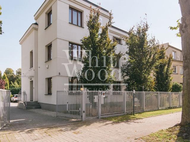 Sprzedam pensjonat 460 m² z własnym parkingiem w Pucku