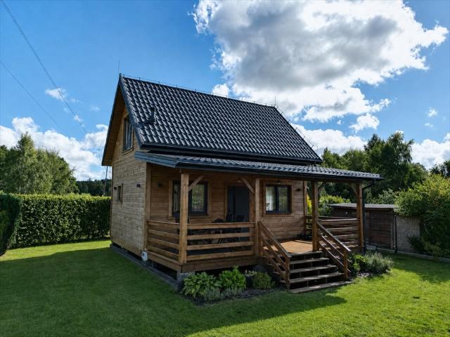 Sprzedam przytulny domek 70 m² w Dębinie nad morzem