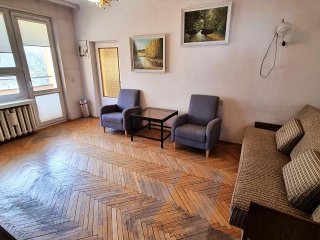 Sprzedam przestronne 4 pokojowe mieszkanie 82 m² z balkonami w Łodzi