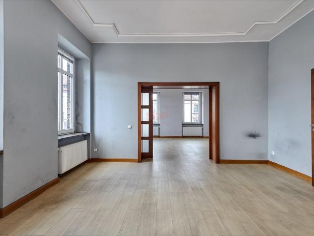 Sprzedam przestronne 6 pokojowe mieszkanie 42 m² w Gliwicach