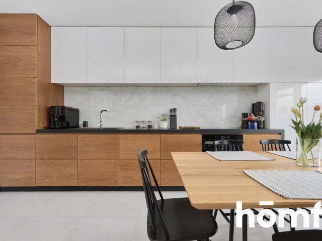 Sprzedam przestronne 77 m² mieszkanie w Wojszycach z naturalnym drewnem