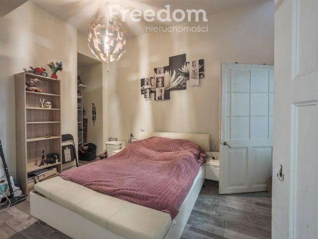 Przestronne 96 m² mieszkanie w centrum Jeleniej Góry polecam