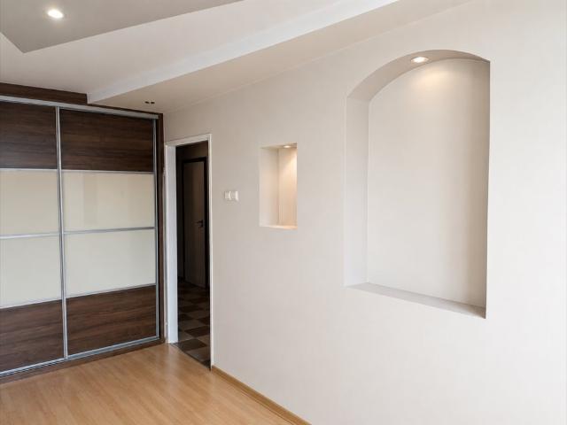Sprzedam przestronne 2 pokojowe mieszkanie 38 m² w Piekarach Śląskich
