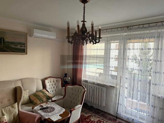Sprzedam przestronne 2 pokojowe mieszkanie 53 m² z balkonem w Legionowie