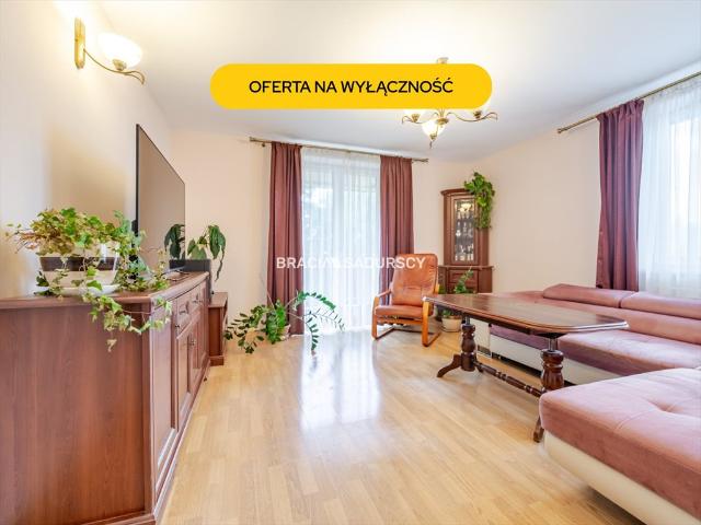Sprzedam przestronne 3 pokojowe mieszkanie 61 m² z balkonem i parkingiem