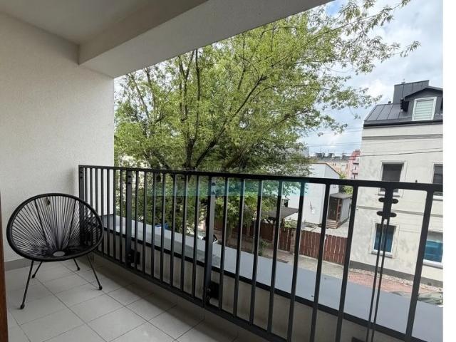 Sprzedam przestronne 3 pokojowe mieszkanie 76,5 m² w Pruszkowie