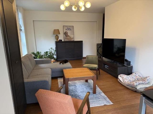 Sprzedam przestronne 3 pokojowe mieszkanie 84 m² z ogrodem w centrum Poznania