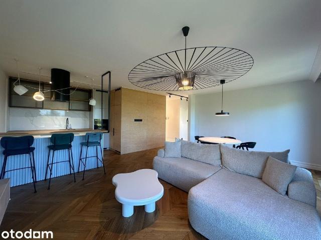 Na sprzedaż przestronne 3 pokojowe mieszkanie 89,35 m² z tarasem na dachu