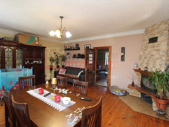 Sprzedam przestronne mieszkanie 108 m² w Żywocicach