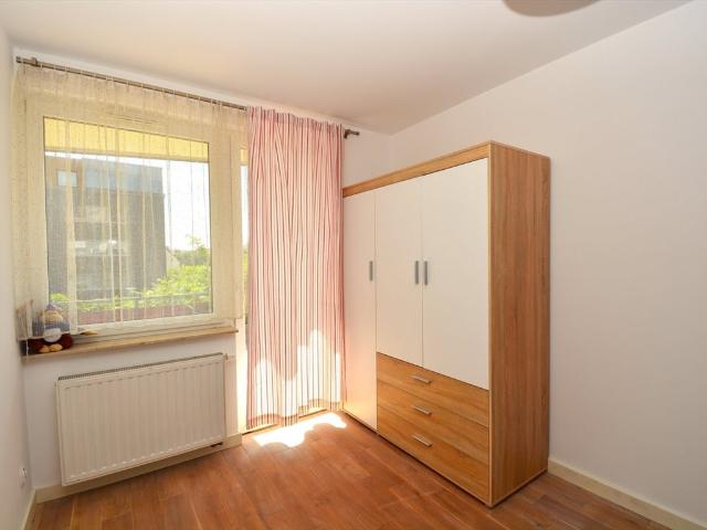 Sprzedam przestronne mieszkanie 68 m² z tarasem w Kielcach