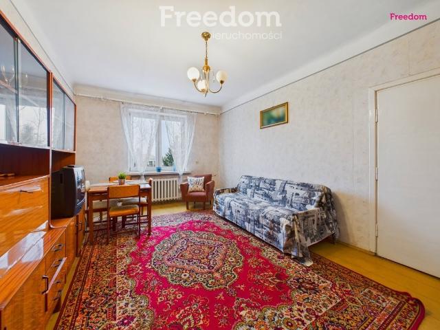 Sprzedam przestronne mieszkanie 78 m² z garażem w Zwoleniu