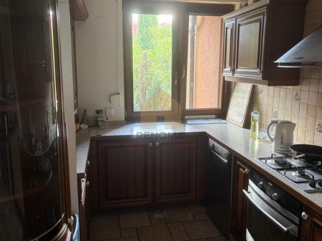 Sprzedam przestronny dom 230 m² z dużym potencjałem w Legnicy