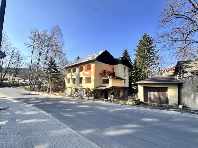 Sprzedam przestronny dom 285 m² w Szklarskiej Porębie
