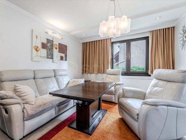 Sprzedam przestronny dom 70 m² w Toruniu, blisko lasu