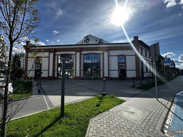 Przestronny lokal 123 m² na Jakubskim Przedmieściu gotowy do wynajęcia