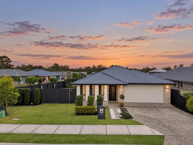 Sprawling 4 Living Areas + 5 Bedrooms Near New, Elite Living