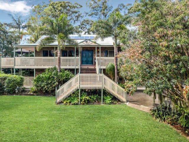 Sprawling character home atop 8,015sqm in Peachester