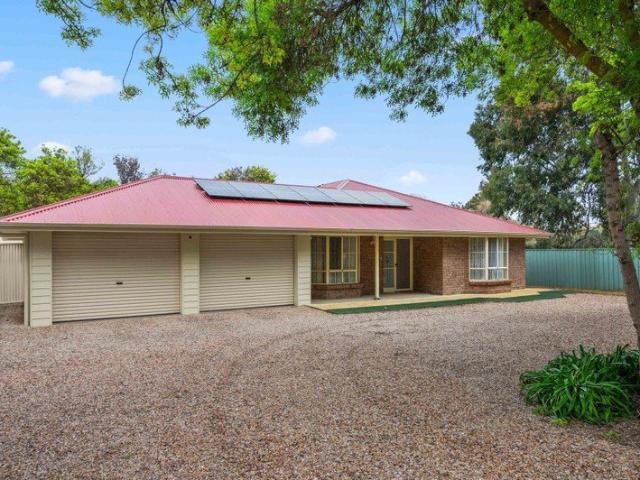 Sprawling Family Sanctuary Beside Peaceful Reserve