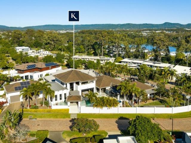 Sprawling North facing Sanctuary Cove Estate with Resort Appeal