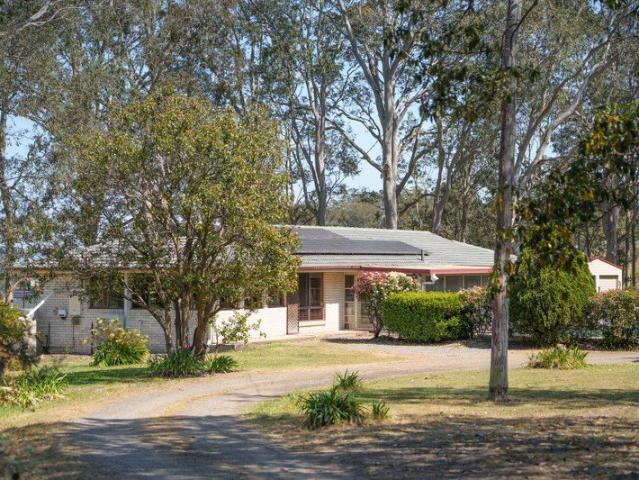 Sprawling Semi Rural Retreat with Space, Privacy and Ultimate Opportunity