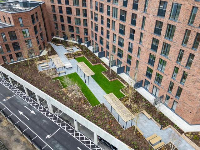 Springwell Gardens, Leeds LS12 1 bed apartment to rent £1,000 pcm £231 pw