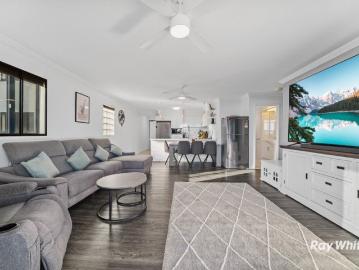 Springwood CBD Apartment, Renovated & Resort Style Living With Gym & Sauna