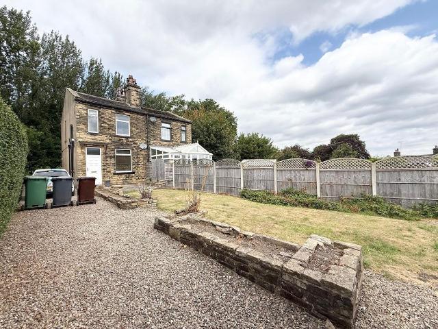 Springwood Cottages, Priesthorpe Lane, Farsley, Pudsey LS28, 2 bed detached house to rent, £950 pcm | PrimeLocation