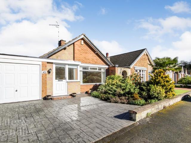 Springwood Gardens, Woodthorpe. 2 bed bungalow to rent £1,100 pcm £254 pw